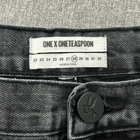 ONE Teaspoon Bandit Denim Short cut-offs - Picture 2 of 4